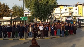 Nazilli Devlet Hastanesinde sağlık çalışanları Atatürk’ü andı