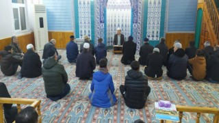 Vatandaşlar sabah namazında buluştu