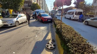 Aydın'da otomobiller çarpıştı: 3 yaralı