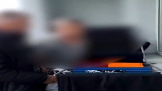 FETÖ üyeliğinden aranan eski müdür kurutmalıktaki çamaşırların arasında yakalandı