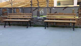 Nazilli Belediyesi’nden yeşil alanlara yeni bank 