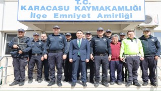 Kaymakam Gündoğdu bayramı görevi başında geçiren personelleri unutmadı