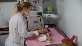 Yenidoğan Yoğun Bakım Ünitesi'nde minik kalpler hayata tutunuyor