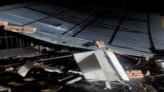 Aydın’da kuvvetli rüzgar hayatı olumsuz etkiledi