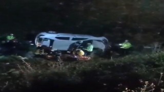 Kontrolden çıkan otomobil dere yatağına uçtu: 1 yaralı