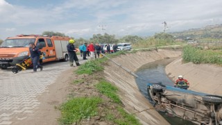 Otomobil sulama kanalına uçtu: 1 yaralı