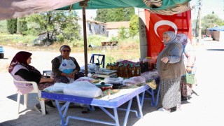 Didim Akköy Pazarı vatandaşları ağırlıyor