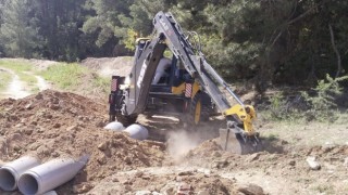 Karacasu'da yağmur suyu tahliye hattı güçleniyor