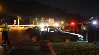 Aydın'da feci kaza... İki otomobil çarpıştı: 2 ölü, 3 yaralı