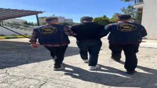 Hırsızlık suçundan aranan şahıs JASAT'tan kaçamadı