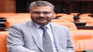 “AK Partili Özmen: ‘Miting Alanında Çoğunluk Aydınlı Değil’”