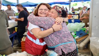 Başkan Gençay Cumartesi pazarında vatandaşlarla buluştu