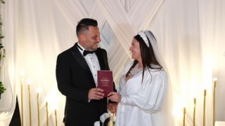 Gülseren-Eray Gökçe çifti hayatını birleştirdi