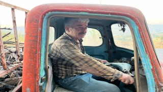 70 yaşındaki Halit amca, nostaljik motosikletiyle kışa hazırlanıyor