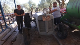 Ata yadigarı traktör 77 yıldır çalışıyor