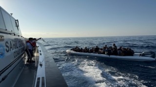 Aydın'da 28 düzensiz göçmen ve 1 göçmen kaçakçısı yakalandı