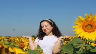 Aydın'da sarı renkleriyle şölen sunuyor