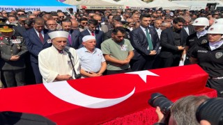 İzmir'de şehit düşen polislere son görev