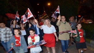 Nazilli’de 3 Kilometrelik Fener Alayıyla Cumhuriyet Coşkusu