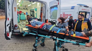 Nazilli’de kamyonet uçuruma yuvarlandı: 3 yaralı