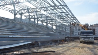 Adnan Menderes Stadı'nda çalışmalar sürüyor