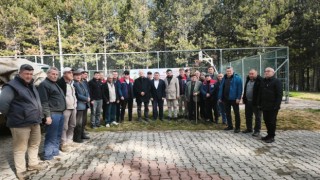 Kuyucak’ta 1200 adet kestane fidanı dağıtıldı