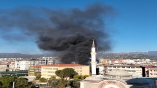 Nazilli’de eski kütüphane binasında yangın