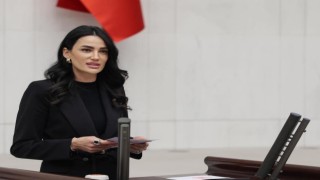 Seda Sarıbaş’tan Özgür Özel’e Tepki: “İftira Siyaseti”