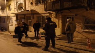 Yeni yıla balkonda mahsur kalarak girdi