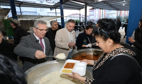 Nazilli Belediyesi’nden Yeni Mahalle’de İftar Programı