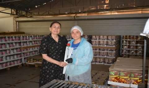 Nazilli Kaymakamı Huriye Küpeli Kan’dan Kadın Emekçilere 8 Mart Ziyareti