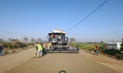 BAŞKAN ÇERÇİOĞLU’NUN ÖNCÜLÜĞÜNDE AYDIN’IN TÜM İLÇELERİNDE YOL YAPIM VE YENİLEME ÇALIŞMALARI SÜRÜYOR