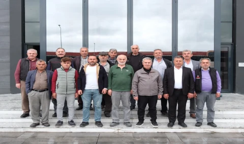 Başkan Mehmet Erol: “Vatandaşlarımızın talebi doğrultusunda Kaanlar Gıda’yı ziyaret ettik”