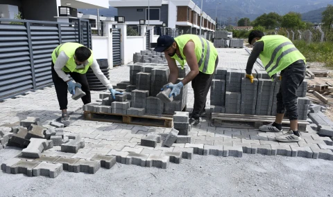 KUŞADASI BELEDİYESİ’NDEN DAVUTLAR MAHALLESİ’NE KESİNTİSİZ HİZMET