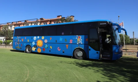 Nazilli’de çocuklara özel Mobil Oyun Otobüsü mahalle mahalle geziyor