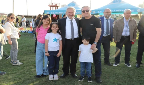 Nazilli’de Geleneksel Uçurtma Şenliği Gökyüzünü Renklendirdi