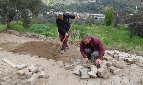 NAZİLLİ’DE YOL SEFERBERLİĞİ SÜRÜYOR:  Bayındır ve Dallıca’da çalışmalar başladı