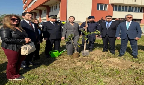 Polis Haftası’nda Nazilli’de Anlamlı Etkinlik: Protokol Fidan Dikiminde Buluştu