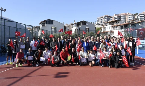 TENİS KULÜBÜ’NDE ULUSAL EGEMENLİK KUPASI HEYECANI YAŞANIYOR