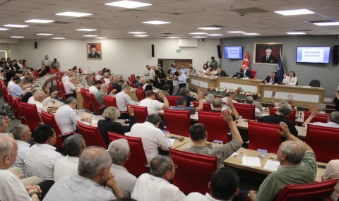 Aydın Büyükşehir Meclisi'nde yeni divan katibi belli oldu