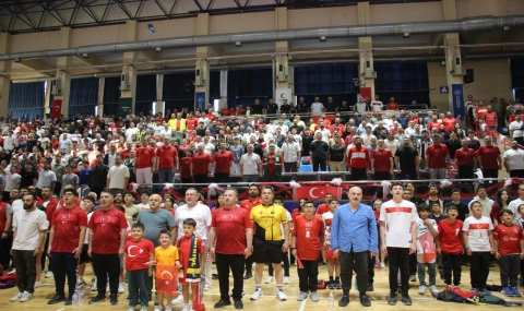 Aydınlılar Dünya Kupası maçını birlikte izledi