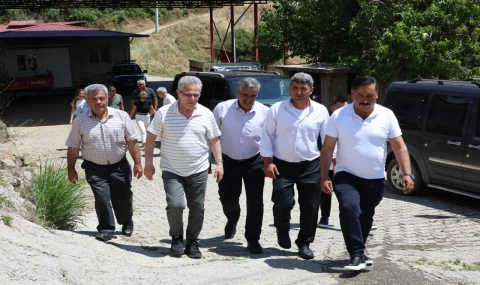 Başkan Tetik’ten Çatak Mahallesi Muhtarı Bilici’ye Geçmiş Olsun Ziyareti