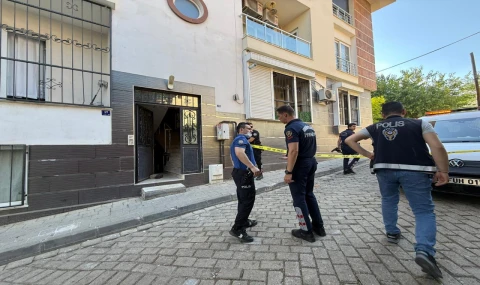 Doğalgazı Açıp Eve Kapandı, Ekipler Son Anda Yetişti