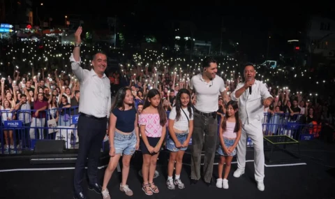 Koçarlı'da çam fıstığı festivali konserle sona erdi