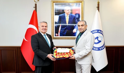 Başkan Erol’dan ADÜ Rektörü Kent’e Taze İncir Festivali Daveti