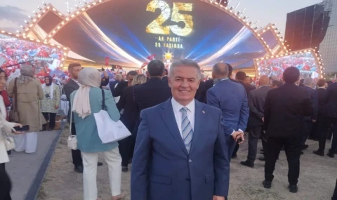 Başkan Mehmet Erol’dan 25. Yıl Mesajı: “Aynı İnanç ve Kararlılıkla Nice Çeyrek Asırlara”