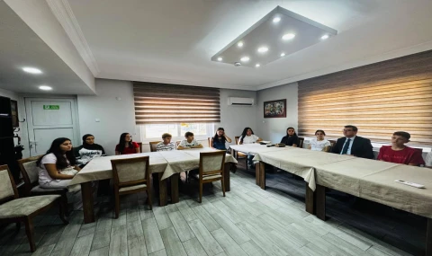 Bozdoğan’da LGS başarısı gösteren öğrenciler ödüllendirildi