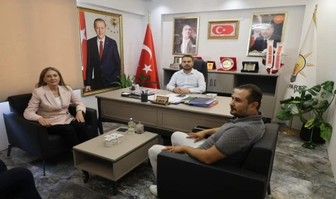 Nazilli Kaymakamı Huriye Küpeli Kan’dan AK Parti İlçe Başkanlığı’na Ziyaret