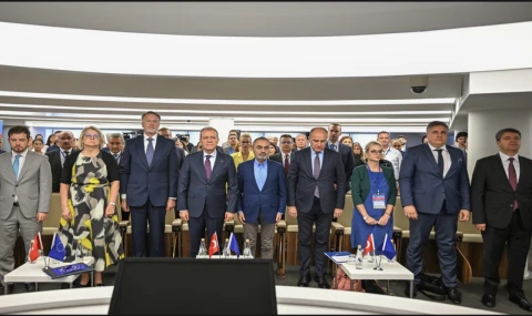 AHH’NİN BU YILKİ YAKLAŞIMI “NESİLLER ARASI ADALET”
