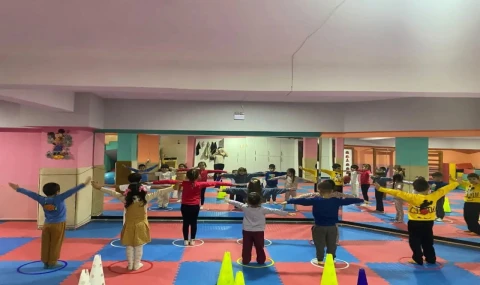 Germencik'te minikler hem eğleniyor hem spor yapıyor